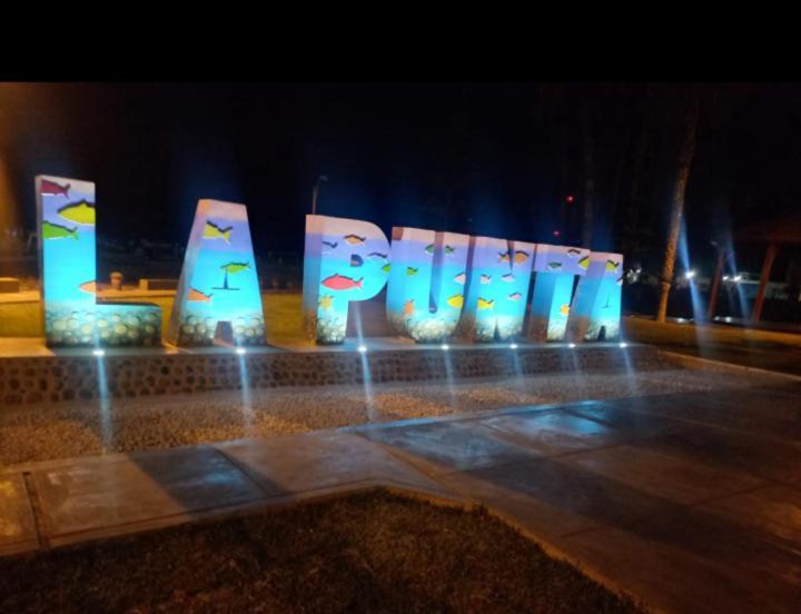 Lindo Departamento Frente Al Mar Apartamento